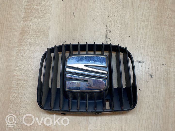 Seat Toledo IV (NH) Grille de calandre avant 1M0853651F