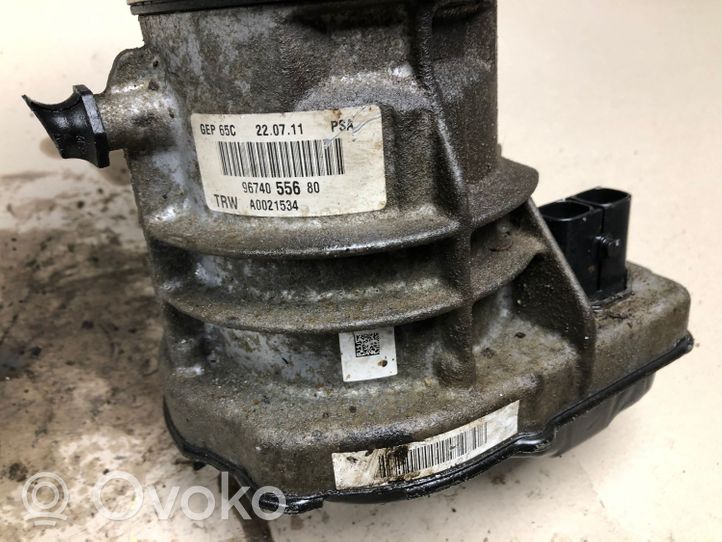 Citroen C4 I Pompe de direction assistée 9674055680