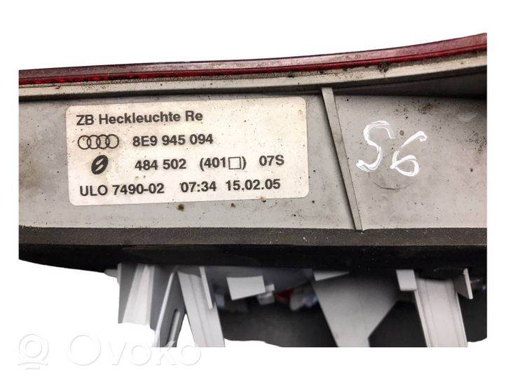 Audi A4 S4 B7 8E 8H Rückleuchte Heckleuchte innen 8E9945094