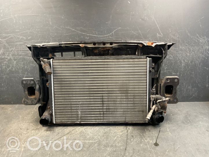 Skoda Yeti (5L) Support de radiateur sur cadre face avant 5L0807109B
