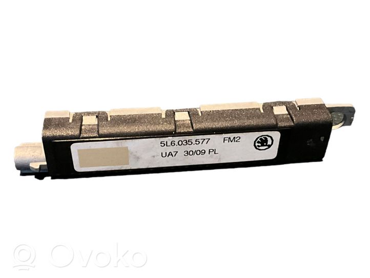 Skoda Yeti (5L) Amplificateur d'antenne 5L6035577