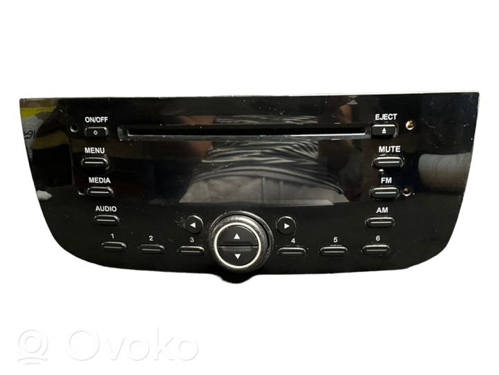 Fiat Punto (199) Panel / Radioodtwarzacz CD/DVD/GPS 7355539210