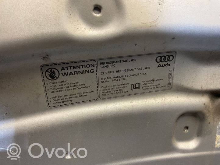 Audi A3 S3 A3 Sportback 8P Pokrywa przednia / Maska silnika 8P0010187J