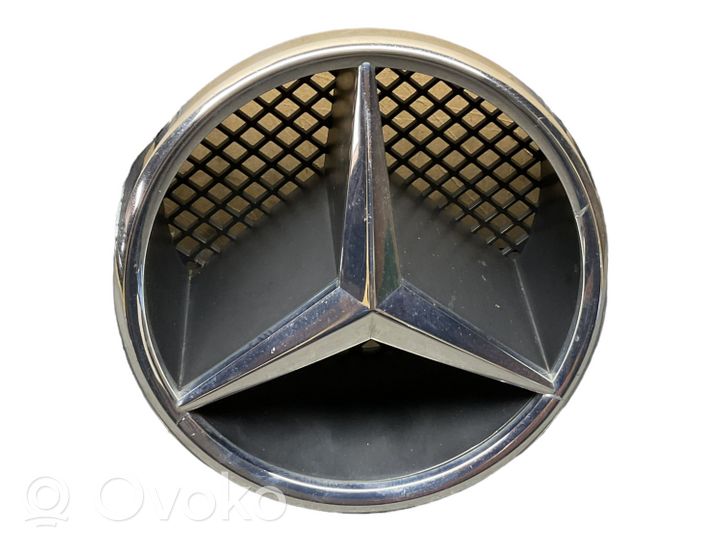 Mercedes-Benz CL C215 Grille de calandre avant 777600001