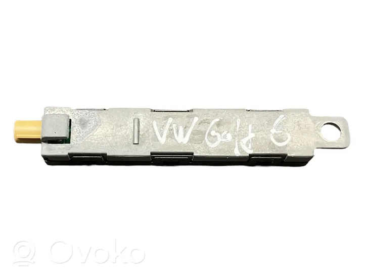 Volkswagen Golf VI Antenos stiprintuvas 5K0035552A