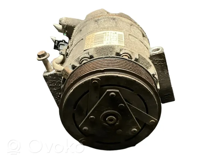 Renault Trafic III (X82) Air conditioning (A/C) compressor (pump) 8200848916B