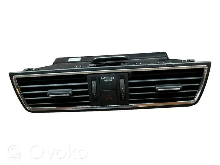 Seat Toledo IV (NH) Dash center air vent grill 5JA820951B