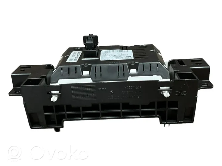 Ford Focus Monitori/näyttö/pieni näyttö BM5T18B955BE