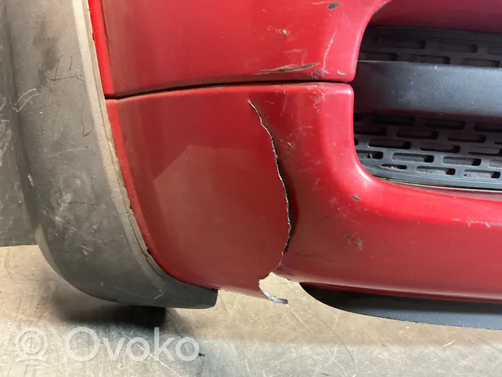 Ford Ranger Priekšējais bamperis UR8750031