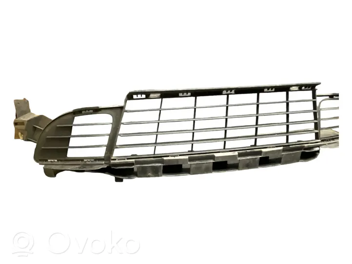 Renault Megane III Grille de calandre avant 62254002R