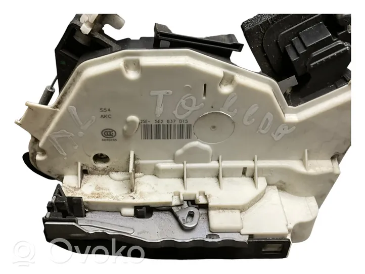 Seat Toledo IV (NH) Serrure de porte avant 5E2837015