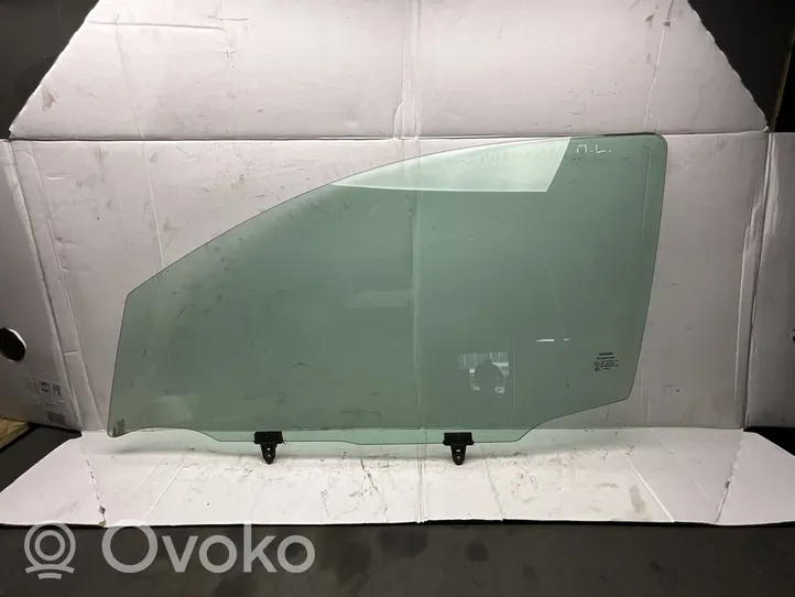 Nissan Qashqai Vitre de fenêtre porte avant (4 portes) 43R001582