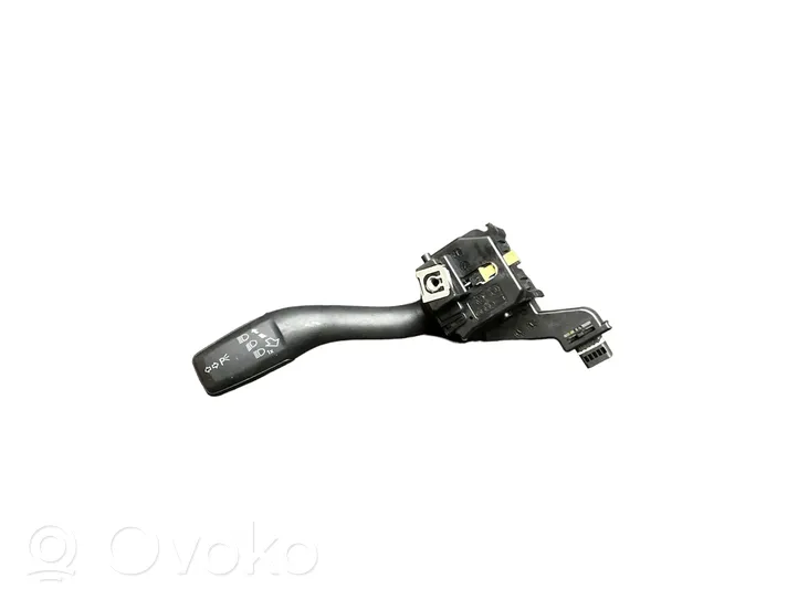 Audi A3 S3 A3 Sportback 8P Indicator stalk 8P0953513C