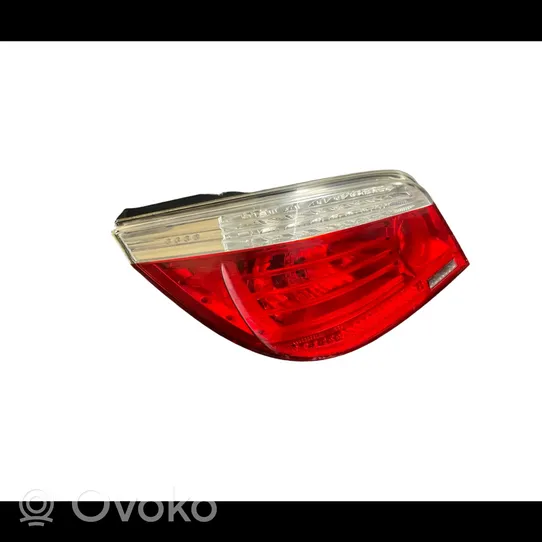 BMW 5 E60 E61 Lampa tylna 7361881