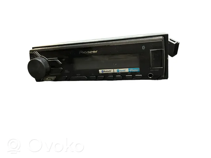Peugeot 207 CC Panel / Radioodtwarzacz CD/DVD/GPS MVH390BT