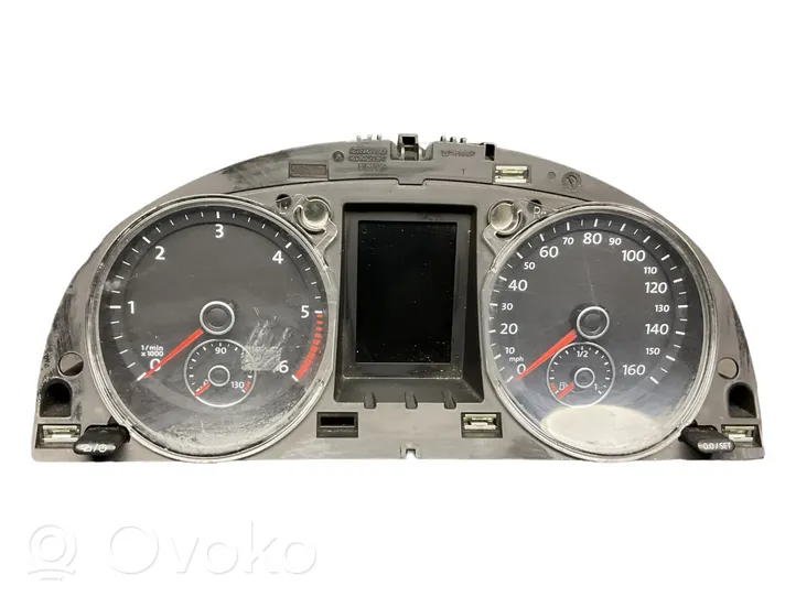 Volkswagen PASSAT B7 Speedometer (instrument cluster) 3AA920970J