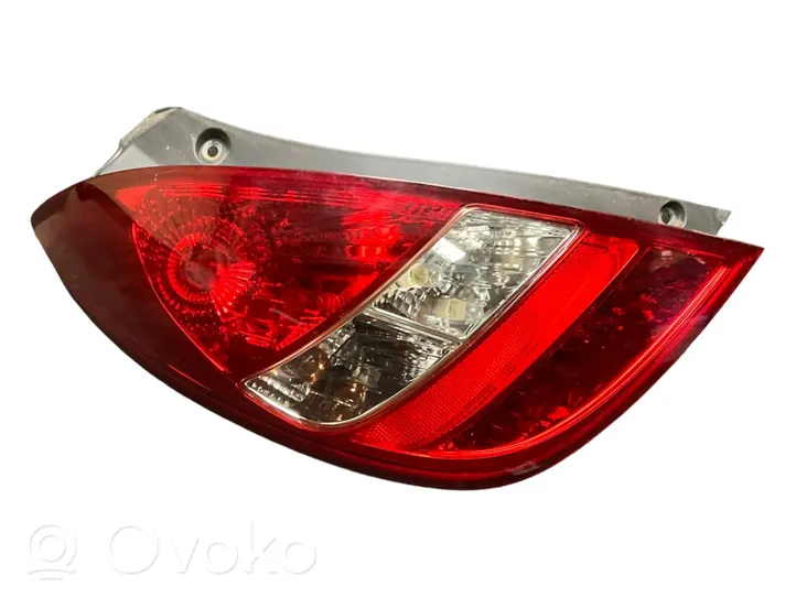 Hyundai i20 (PB PBT) Lampa tylna 924011J0