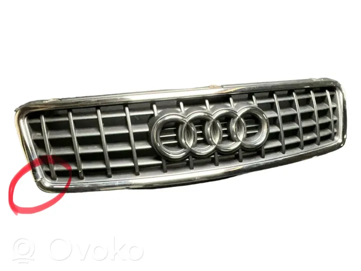Audi A4 S4 B6 8E 8H Grille calandre supérieure de pare-chocs avant 