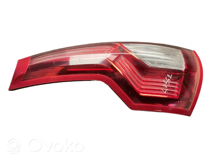 Citroen C4 Grand Picasso Aizmugurējais lukturis virsbūvē 00946601