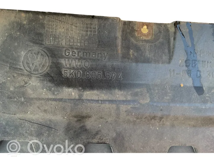 Volkswagen Golf VI Radiatorių panelė (televizorius) 5K0805594