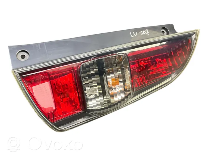 Subaru Justy Lampa tylna 22051763