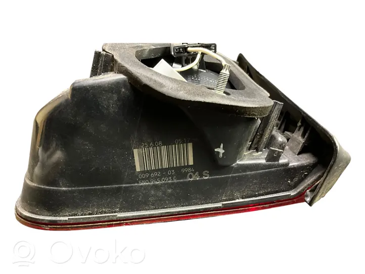 Volkswagen Tiguan Luci posteriori del portellone del bagagliaio 5N0945093C