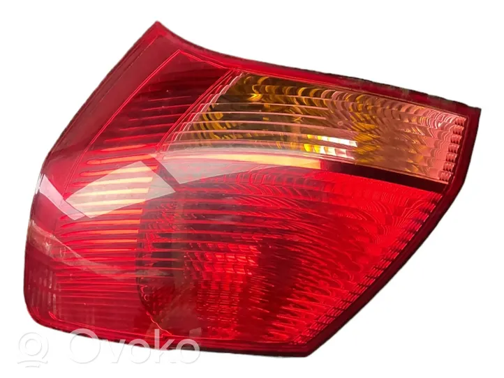 KIA Venga Задний фонарь в кузове 924021P000