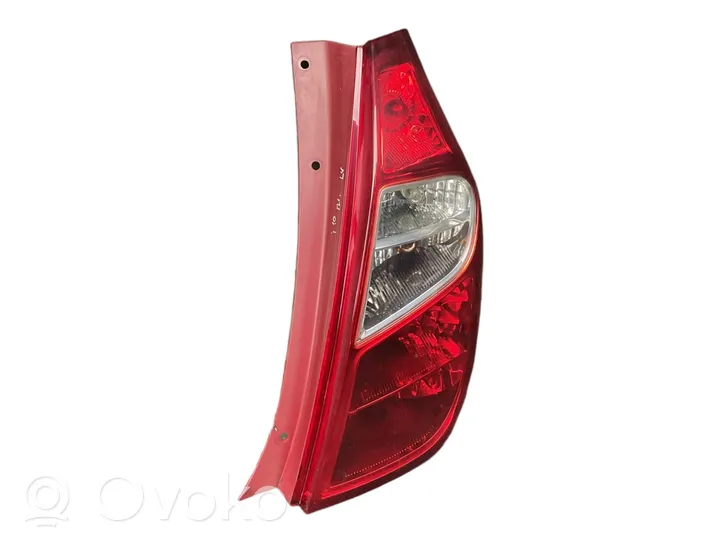 Hyundai i10 Lampa tylna 924020X110