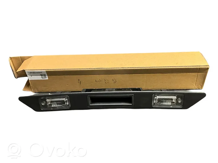 Audi A4 S4 B7 8E 8H Trunk door license plate light bar 8P4827543