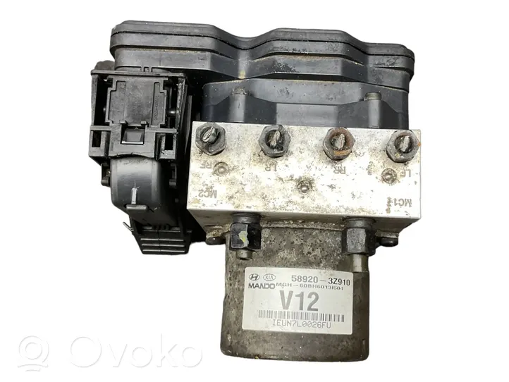 Hyundai i40 ABS Pump 589203Z910