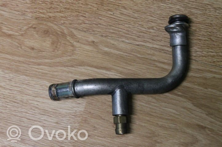 Volvo S80 Tuyau de liquide de refroidissement moteur 