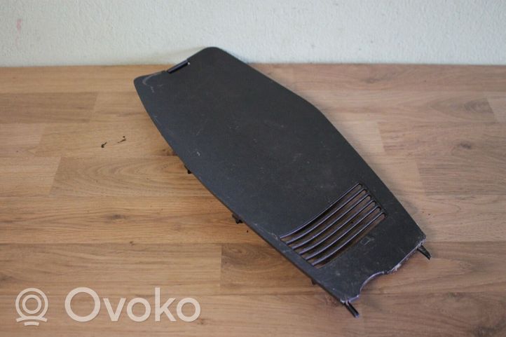 Toyota Corolla Verso AR10 Tavaratilan sivuverhoilu 647460F011