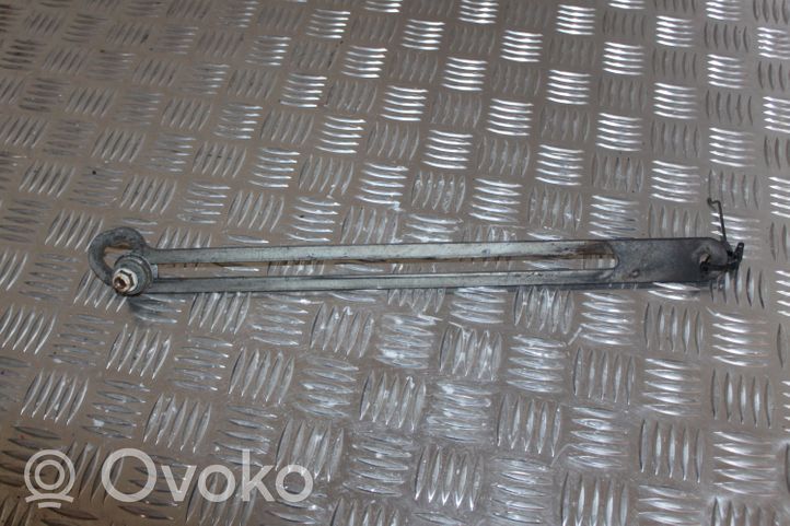 Mercedes-Benz Sprinter W906 Atraminė variklio dangčio kojelė 9068870072