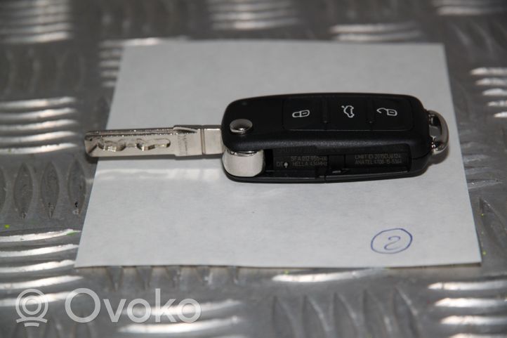 Volkswagen Caddy Užvedimo raktas (raktelis)/ kortelė 5K0837202BH