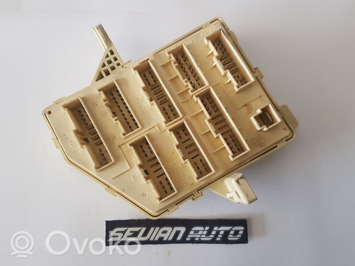 Hyundai Genesis Fuse module 919502M051