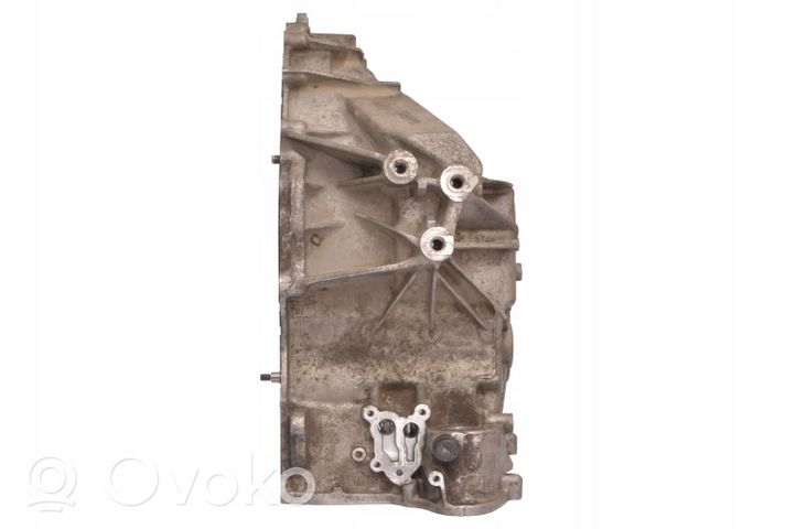 Mercedes-Benz A W176 Other gearbox part R2463711400