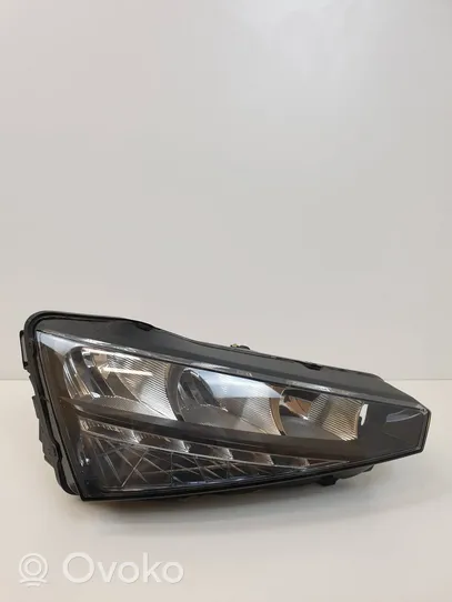 Skoda Scala Lampa przednia 657941016