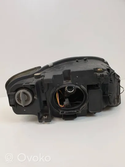 Audi A4 S4 B7 8E 8H Headlight/headlamp 084461109L