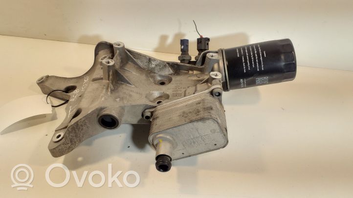 Audi TT TTS Mk2 Supporto di montaggio del filtro dell’olio 06J903143AH