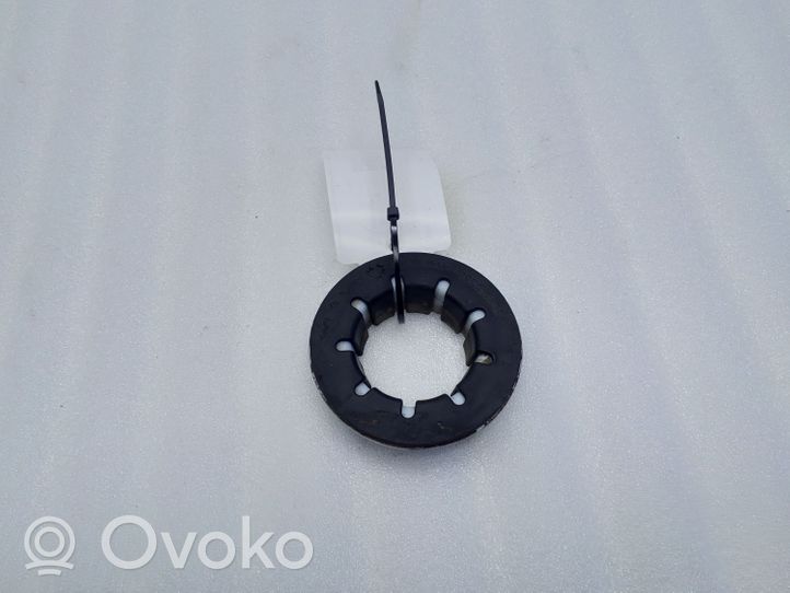 Opel Corsa F Podkładka / Gniazdo sprężyny tylnej 9829870880