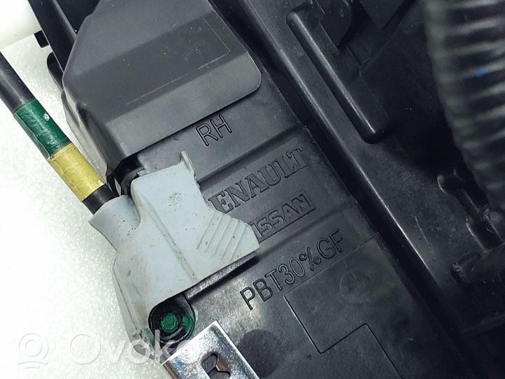 Nissan Pulsar Front door lock 