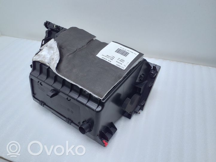 BMW 2 F45 Daiktadėžės (bordačioko) komplektas 9318643