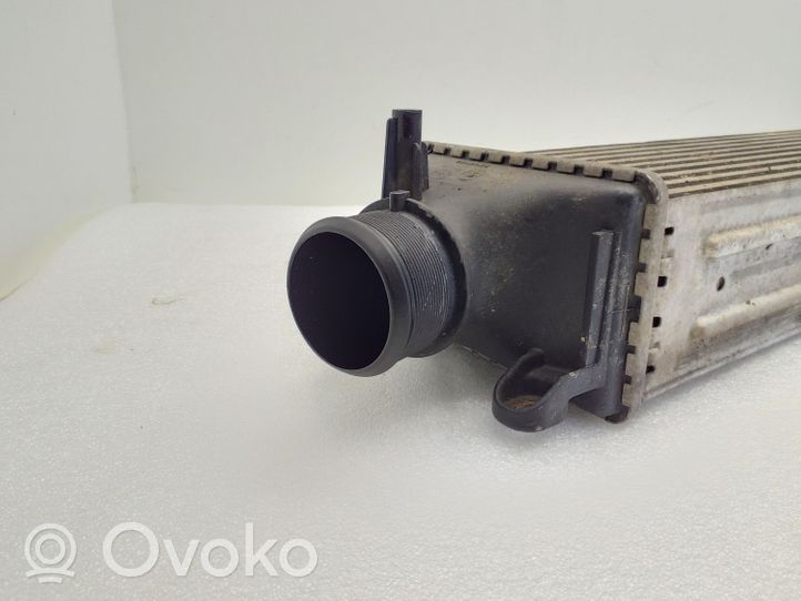 Alfa Romeo Giulietta Chłodnica powietrza doładowującego / Intercooler 884850006