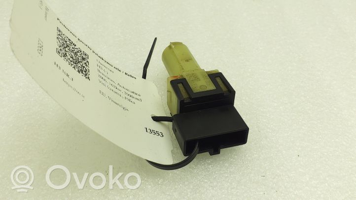 Hummer H3 Cruise control relay 15109338