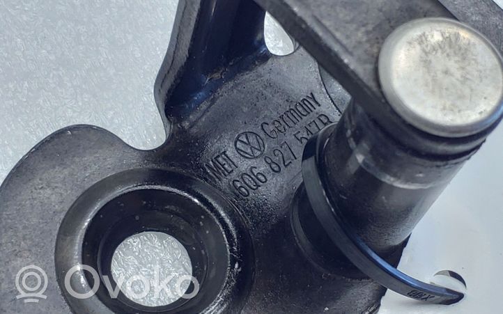 Volkswagen Scirocco Anello/gancio di chiusura del portellone 6Q6827517B
