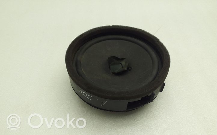 Mitsubishi L200 Rear door speaker 8720A017