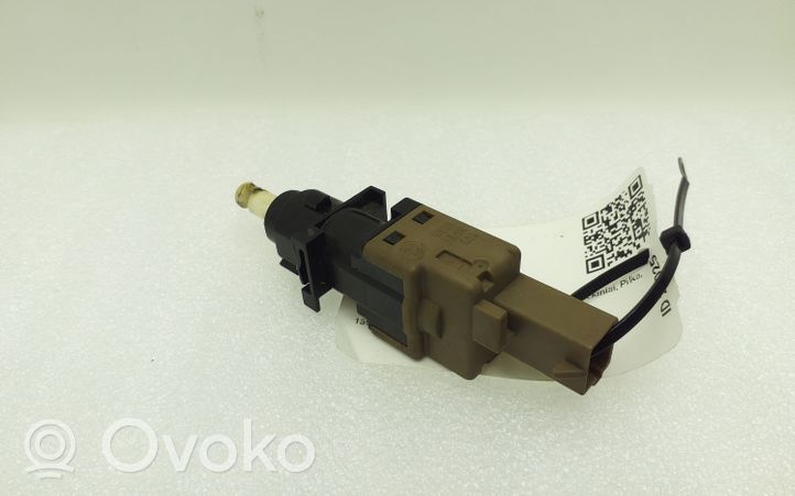 Alfa Romeo 159 Brake pedal sensor switch 46840511