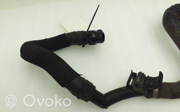 Seat Alhambra (Mk2) Engine coolant pipe/hose 7N0121070