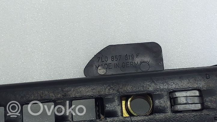 Volkswagen Touareg I Rail de réglage hauteur de ceinture de sécurité 7L0857819F