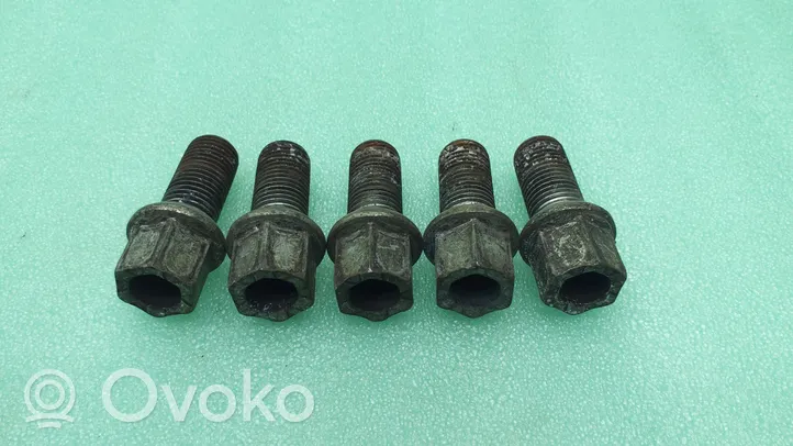 Volkswagen Sharan Nuts/bolts 